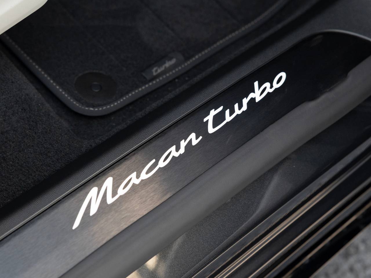 Macan TURBO (3) image 71