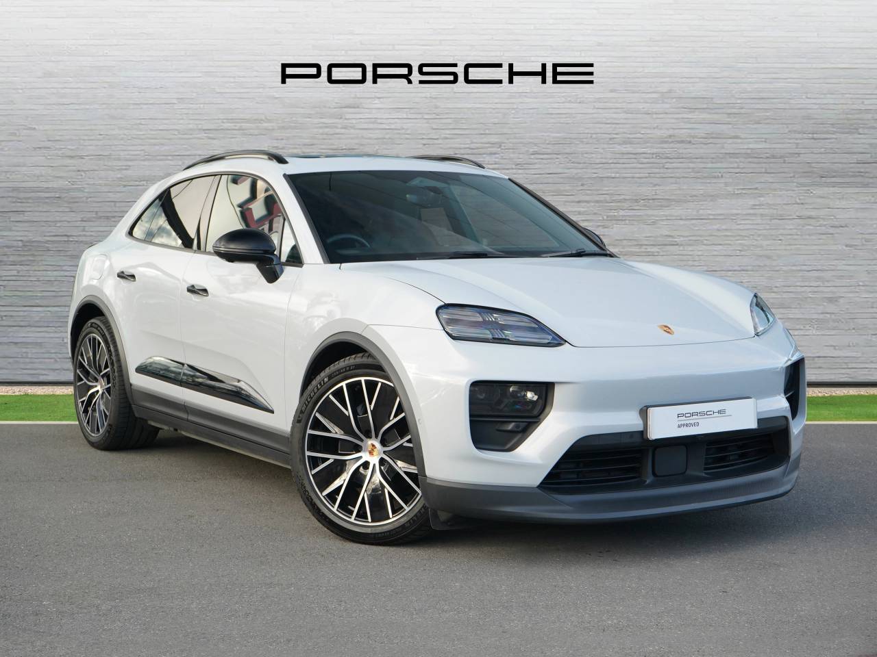Macan 4