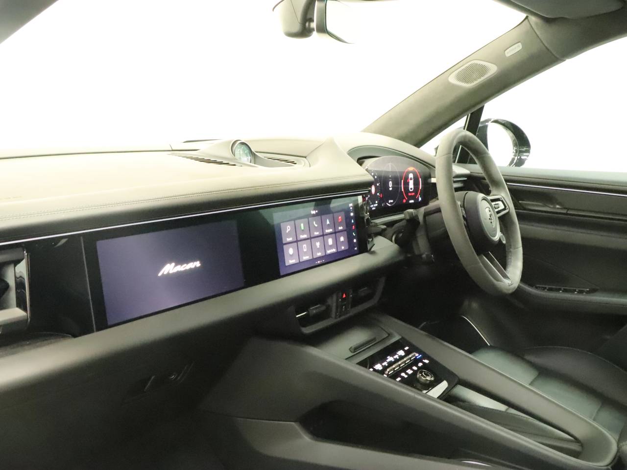 Macan TURBO (2) image 16