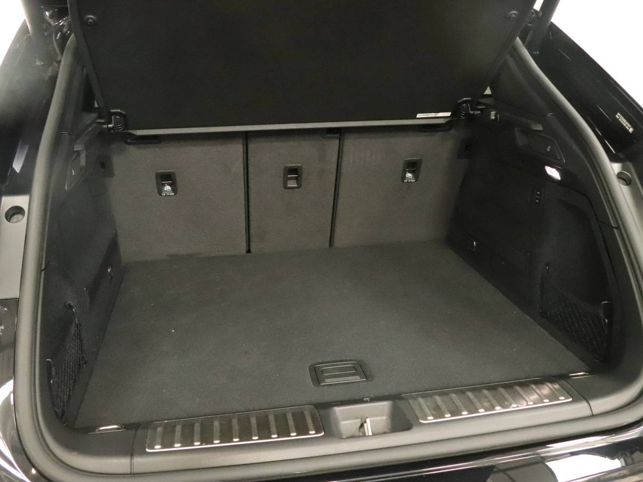 Macan TURBO (2) image 31
