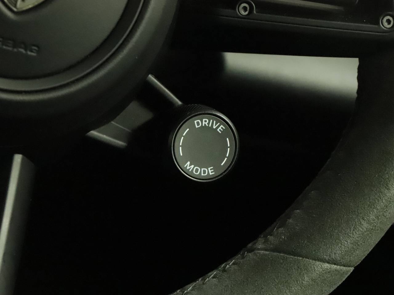 Macan TURBO (2) image 20