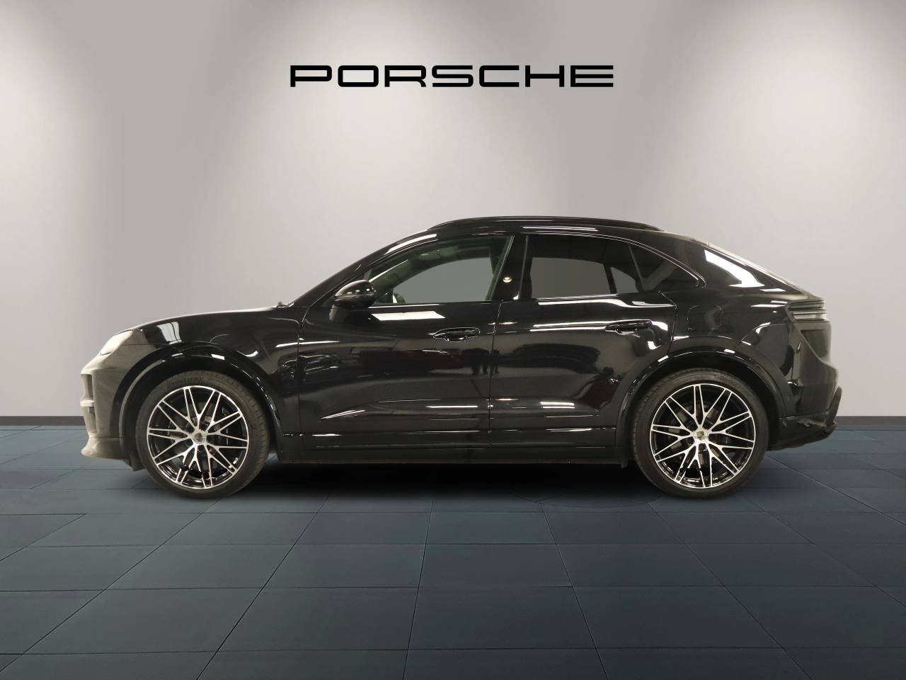 Macan TURBO (2) image 03