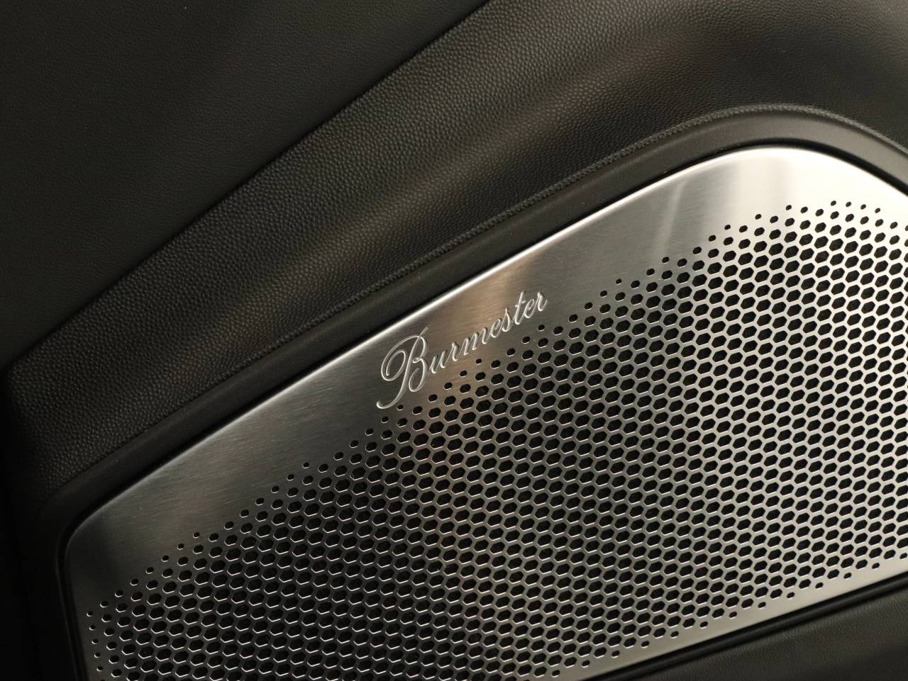Macan TURBO (2) image 33