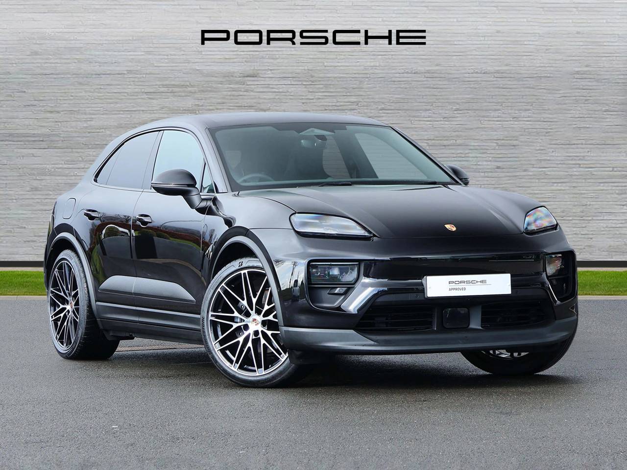 Macan BASE