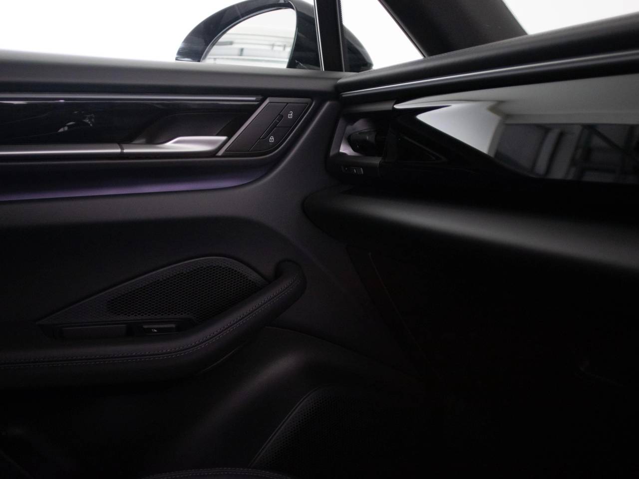 Macan BASE (8) image 36