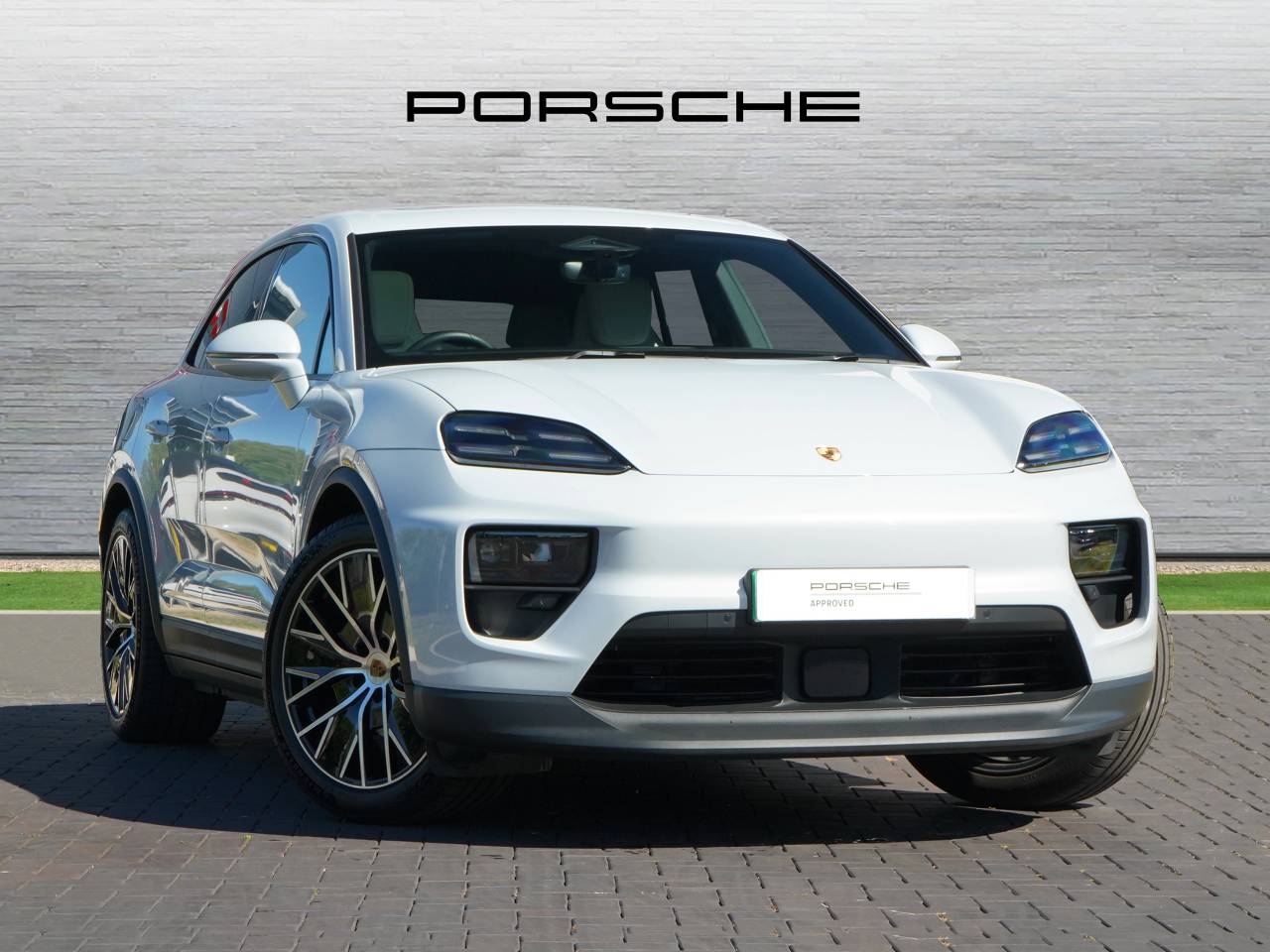 Macan BASE