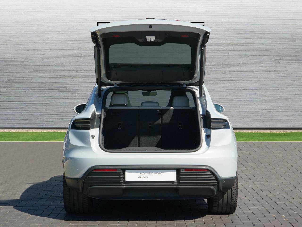 Macan BASE (10) image 21
