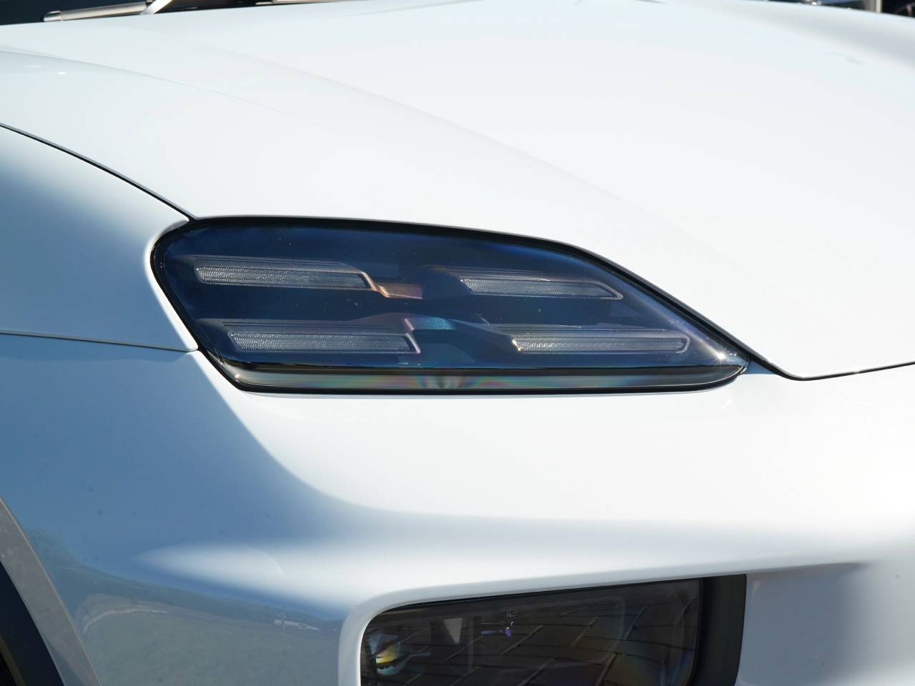 Macan BASE (10) image 11