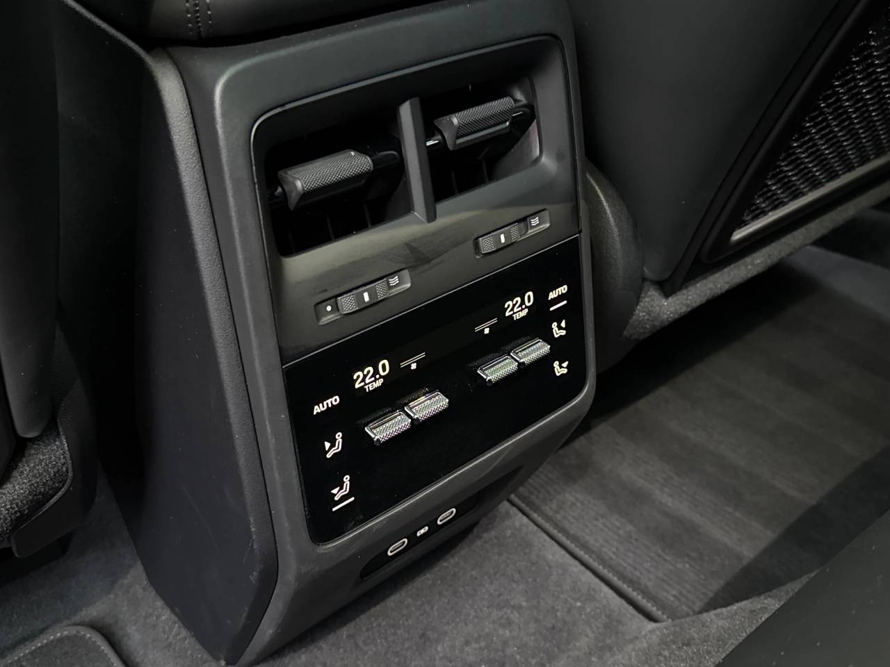 Macan 4S (1) image 25