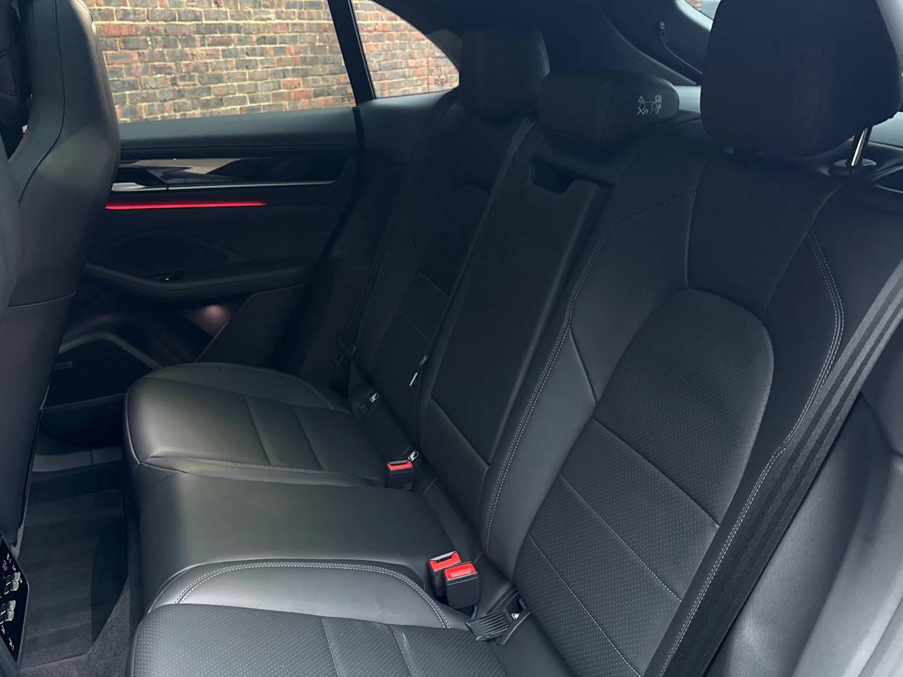 Macan 4S (1) image 26