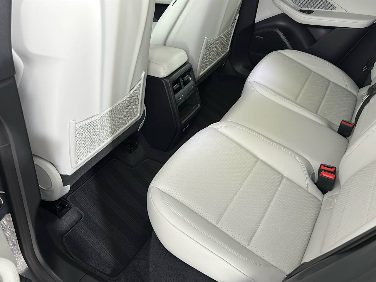 Macan BASE (15) image 15