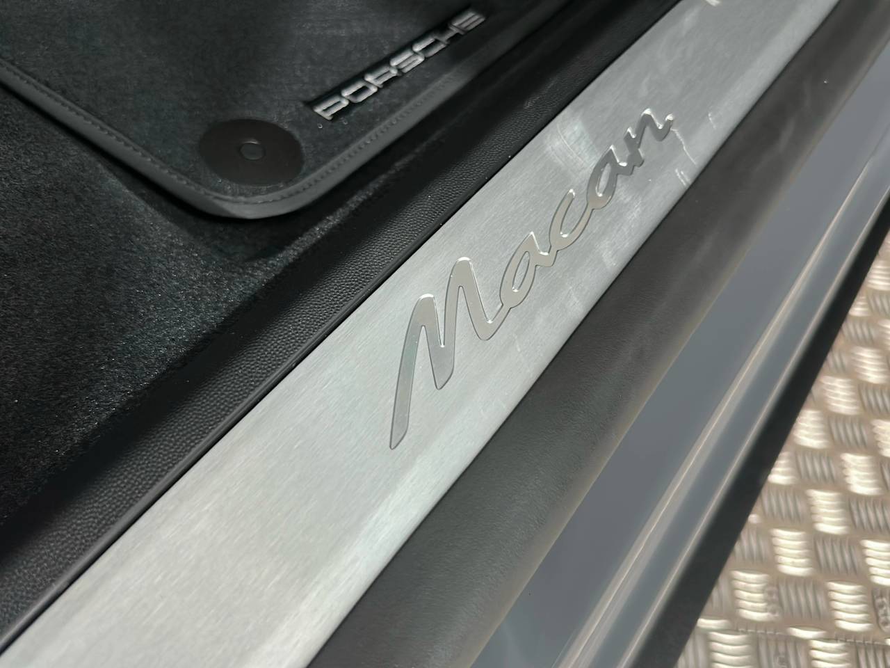 Macan BASE (15) image 24
