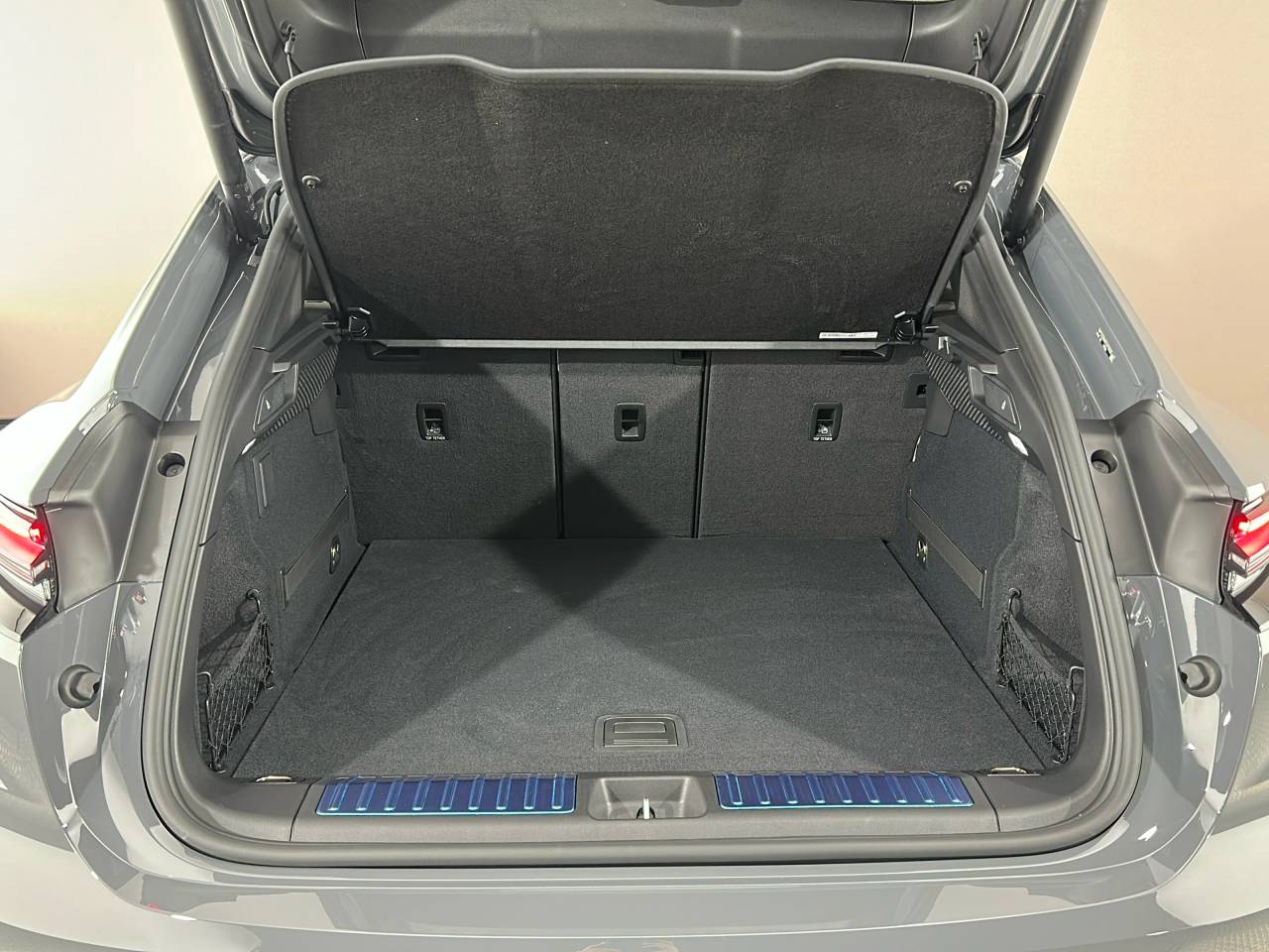 Macan BASE (15) image 16