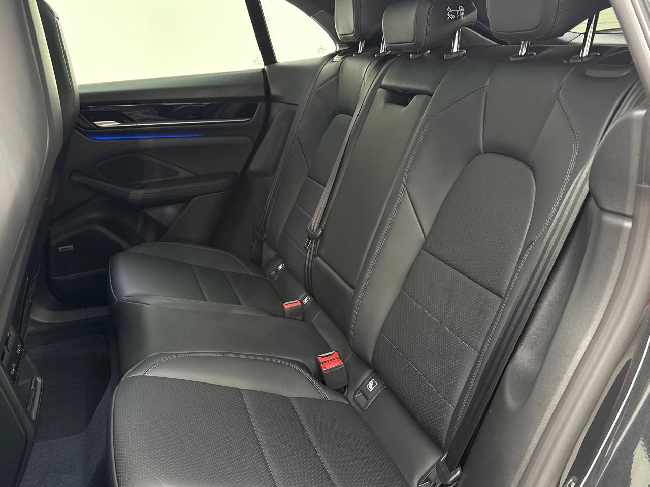 Macan (88) image 35