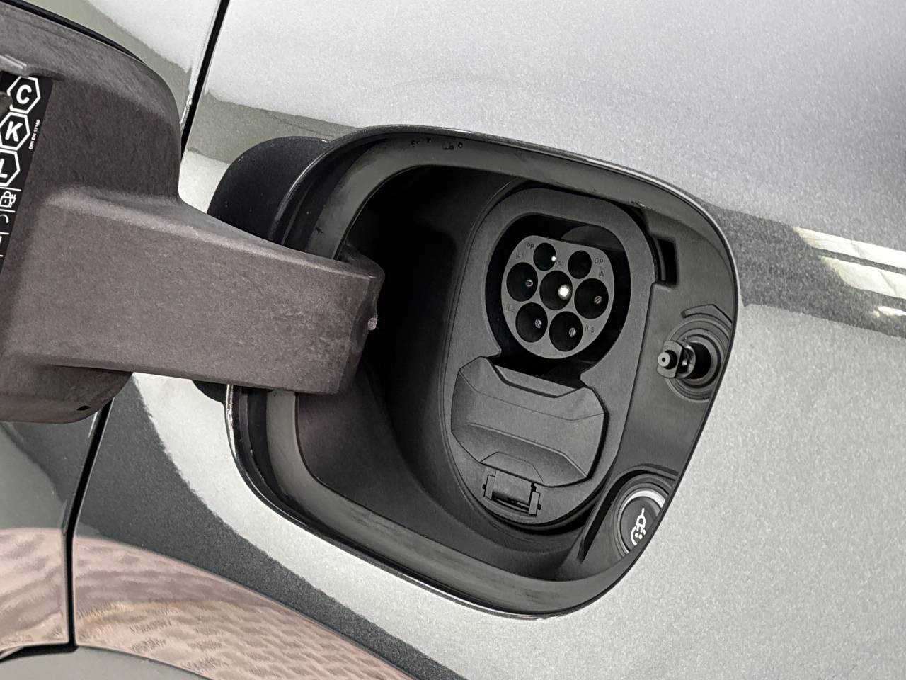 Macan (88) image 15