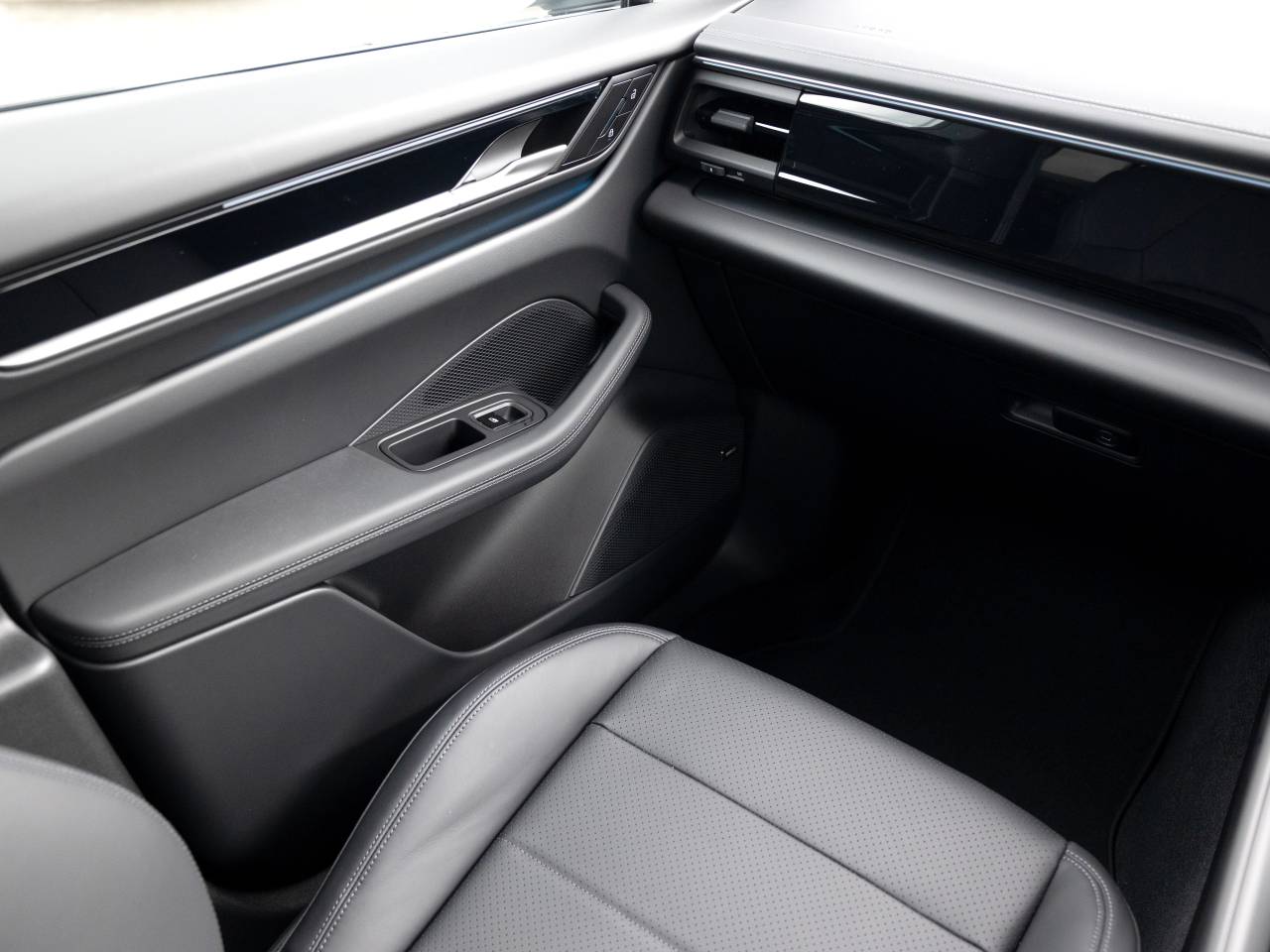 Macan (85) image 76