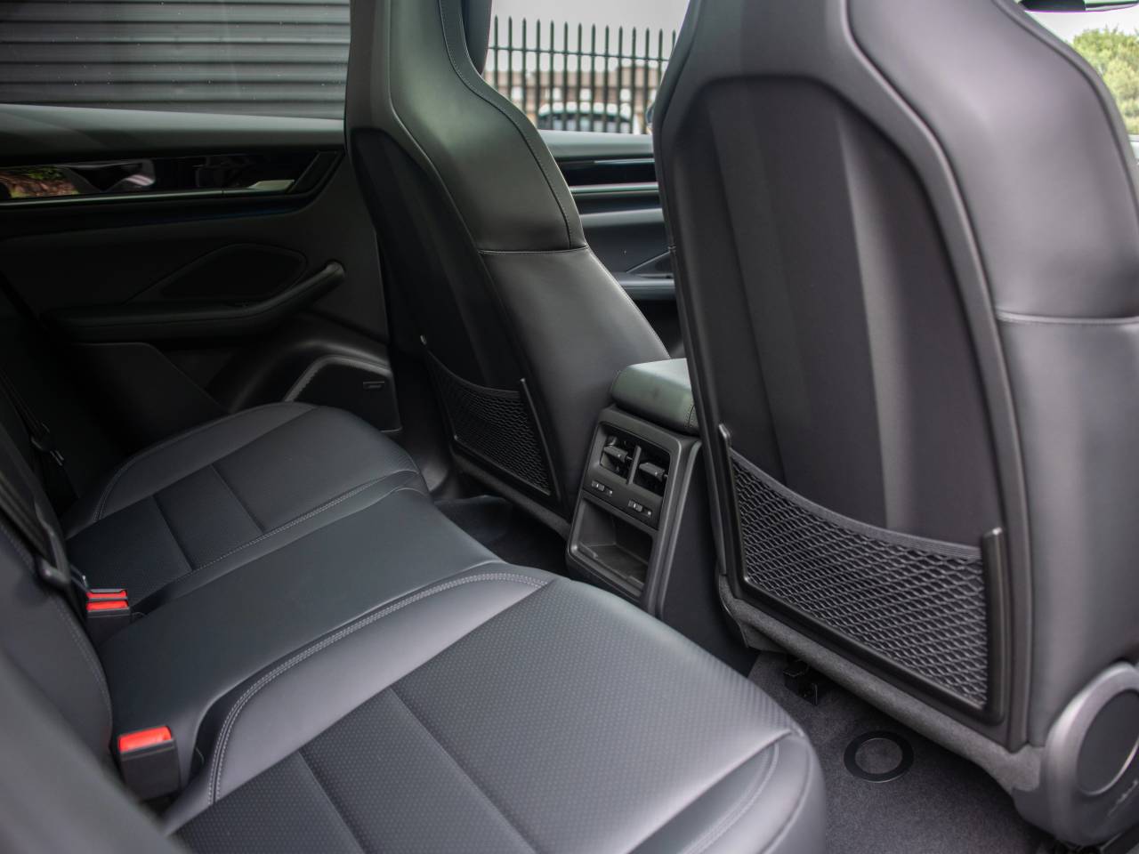 Macan (62) image 36