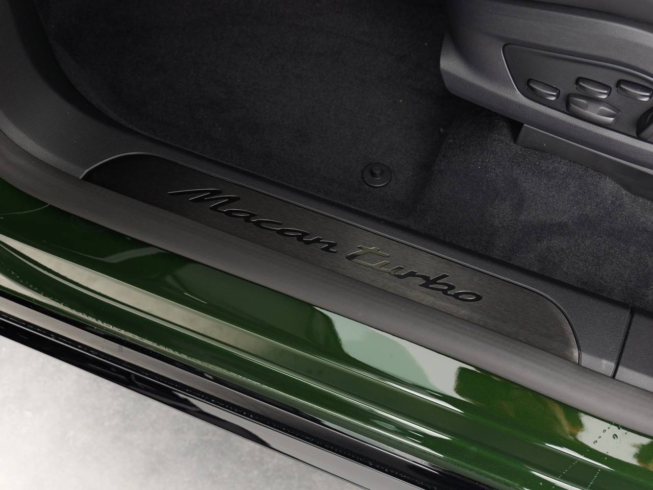 Macan (97) image 31