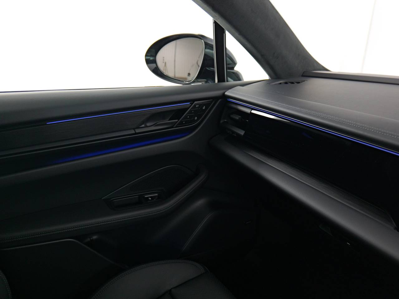 Macan (97) image 19