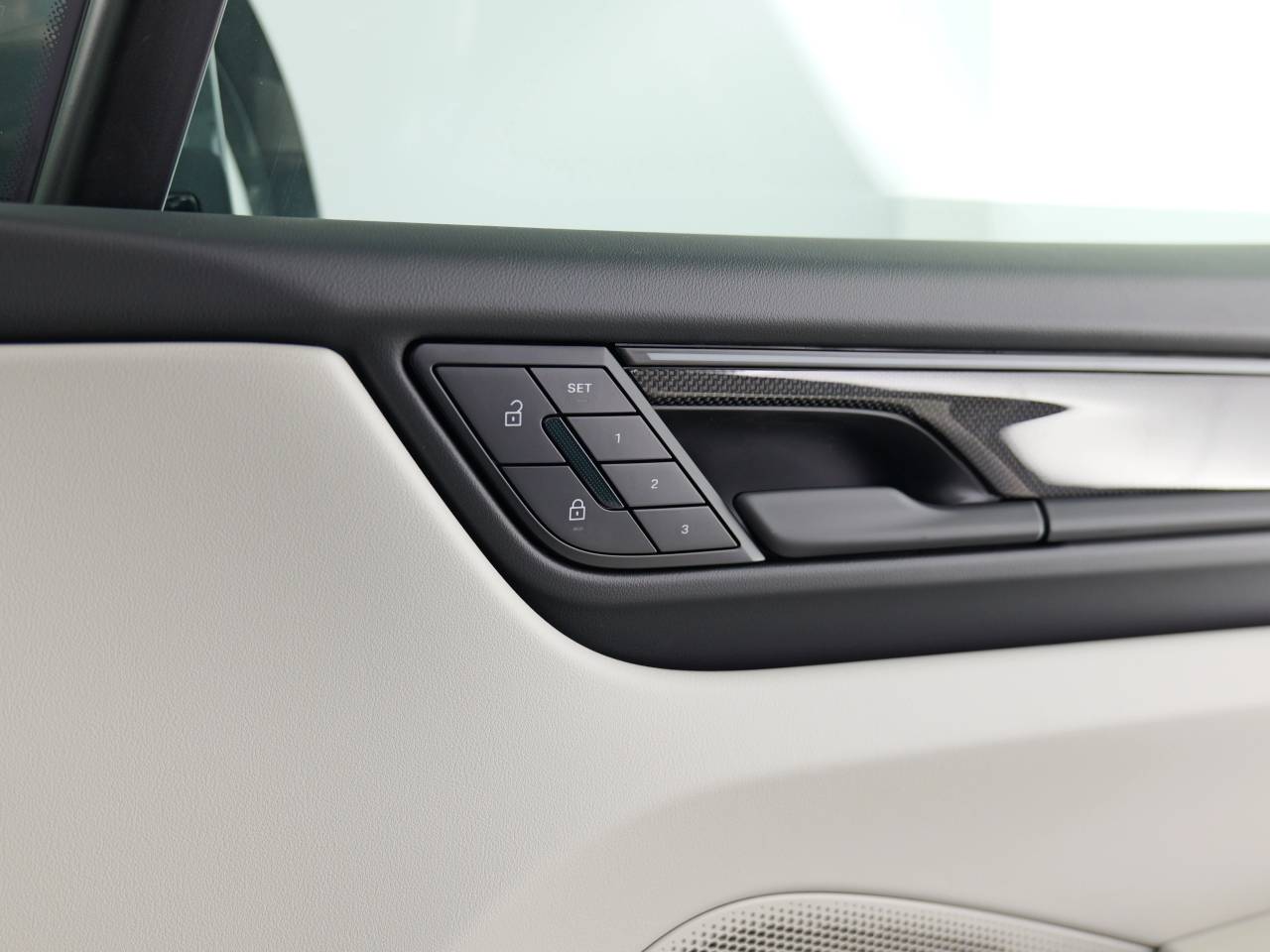 Macan (108) image 42