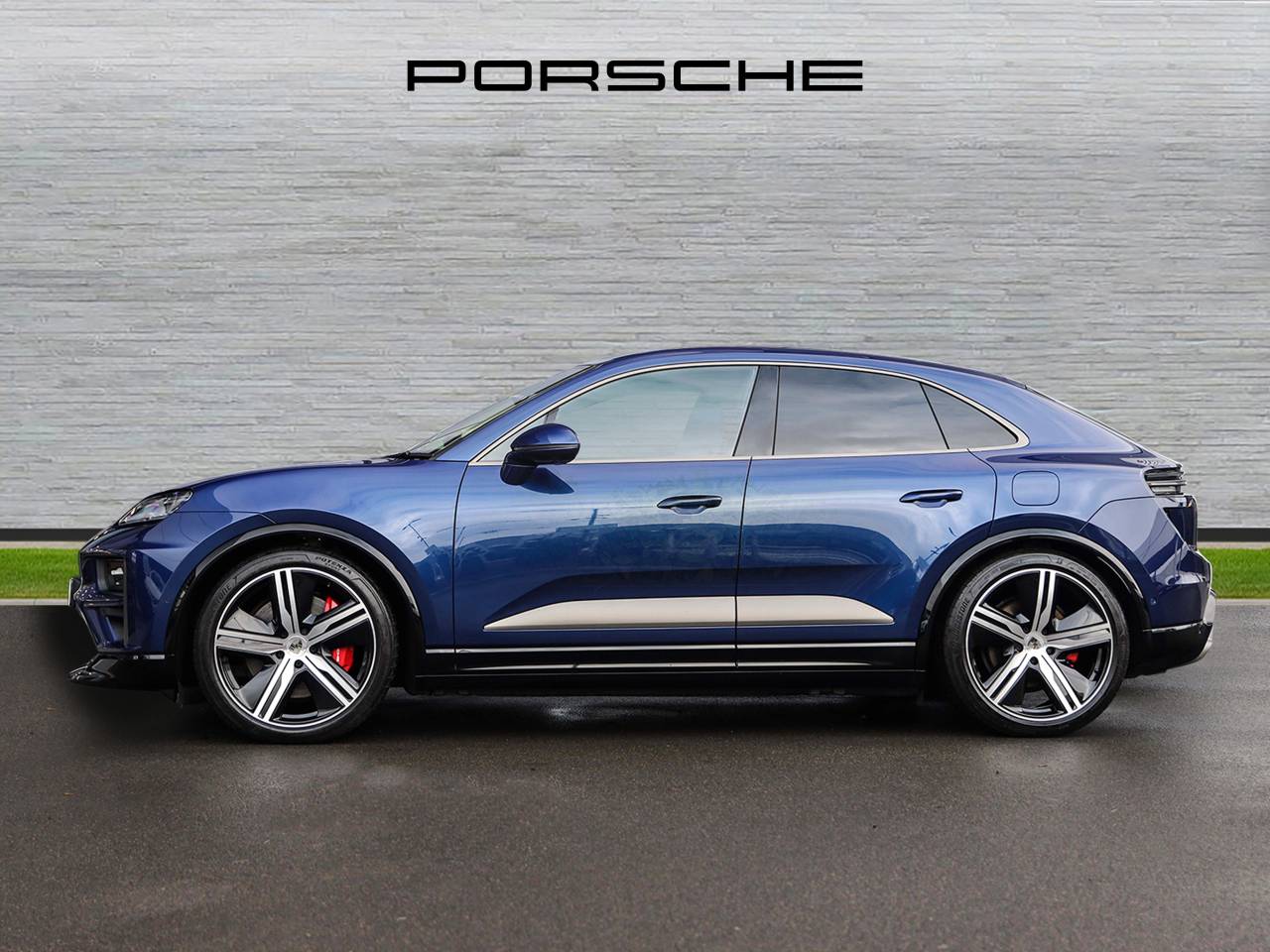 Macan TURBO (1) image 06