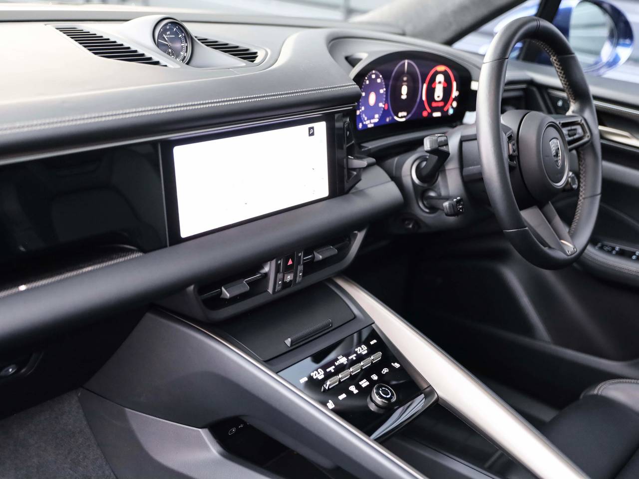 Macan TURBO (1) image 25