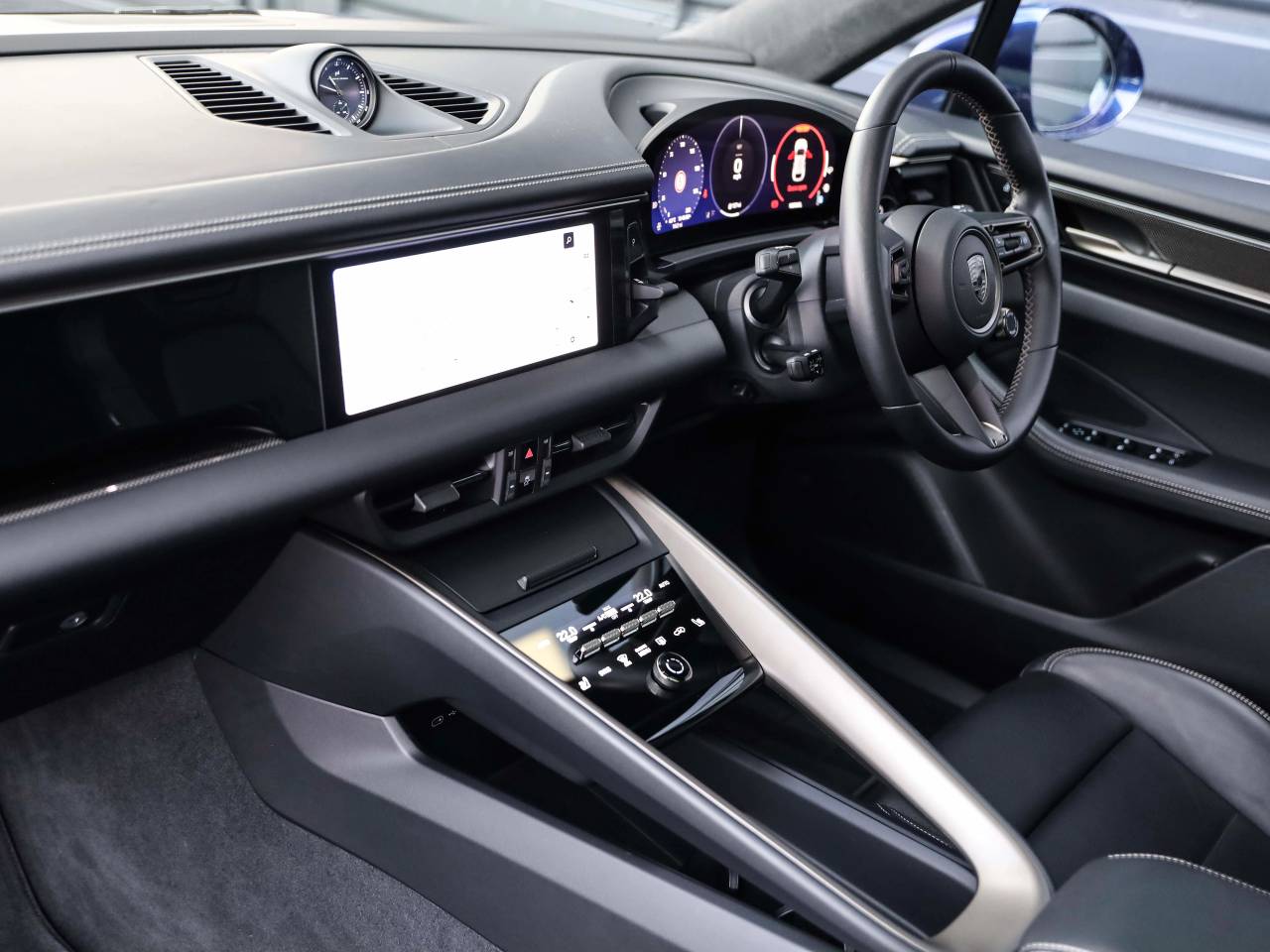 Macan TURBO (1) image 35