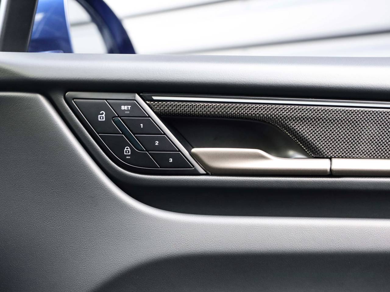 Macan TURBO (1) image 29