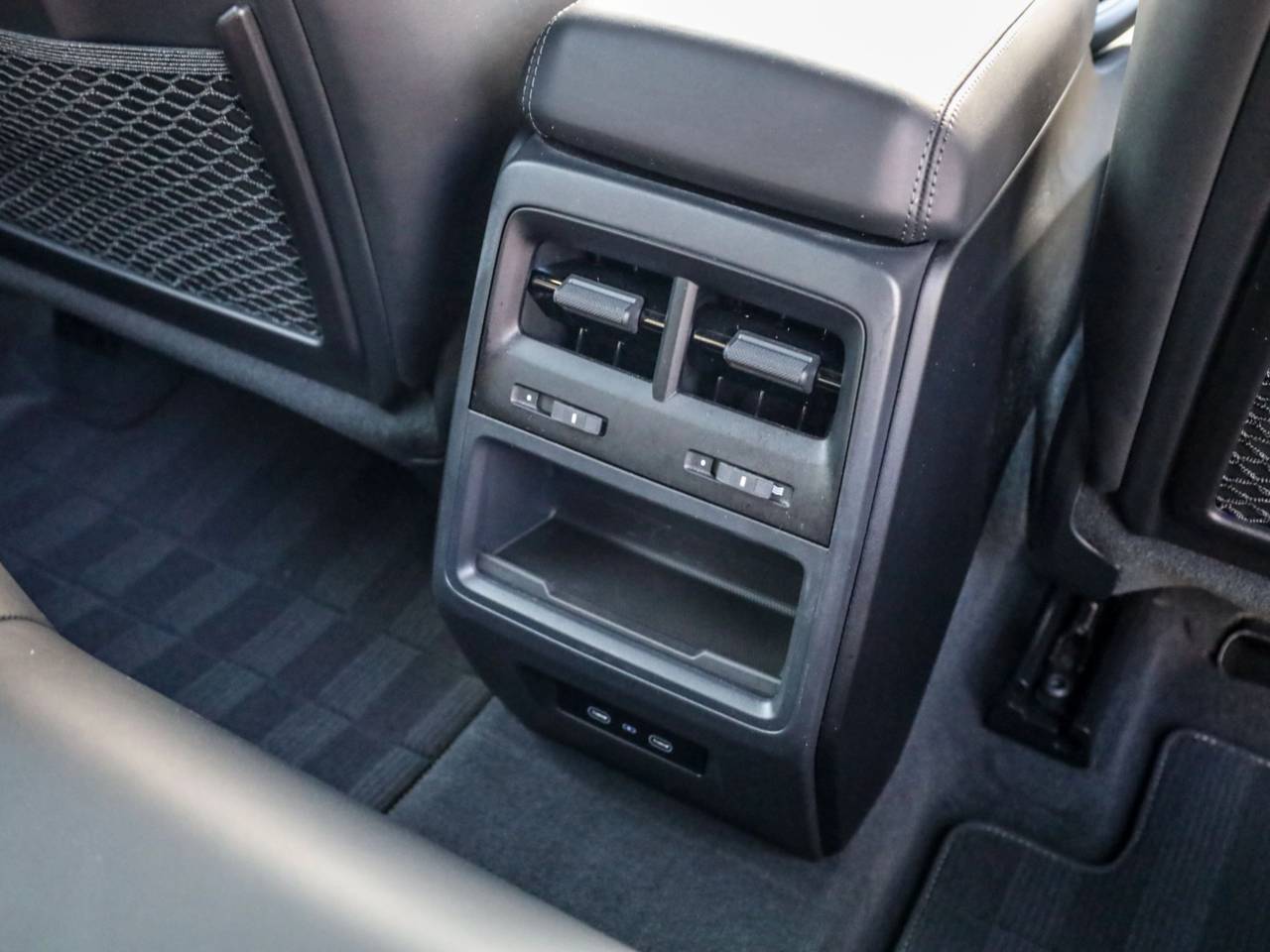 Macan TURBO (6) image 31