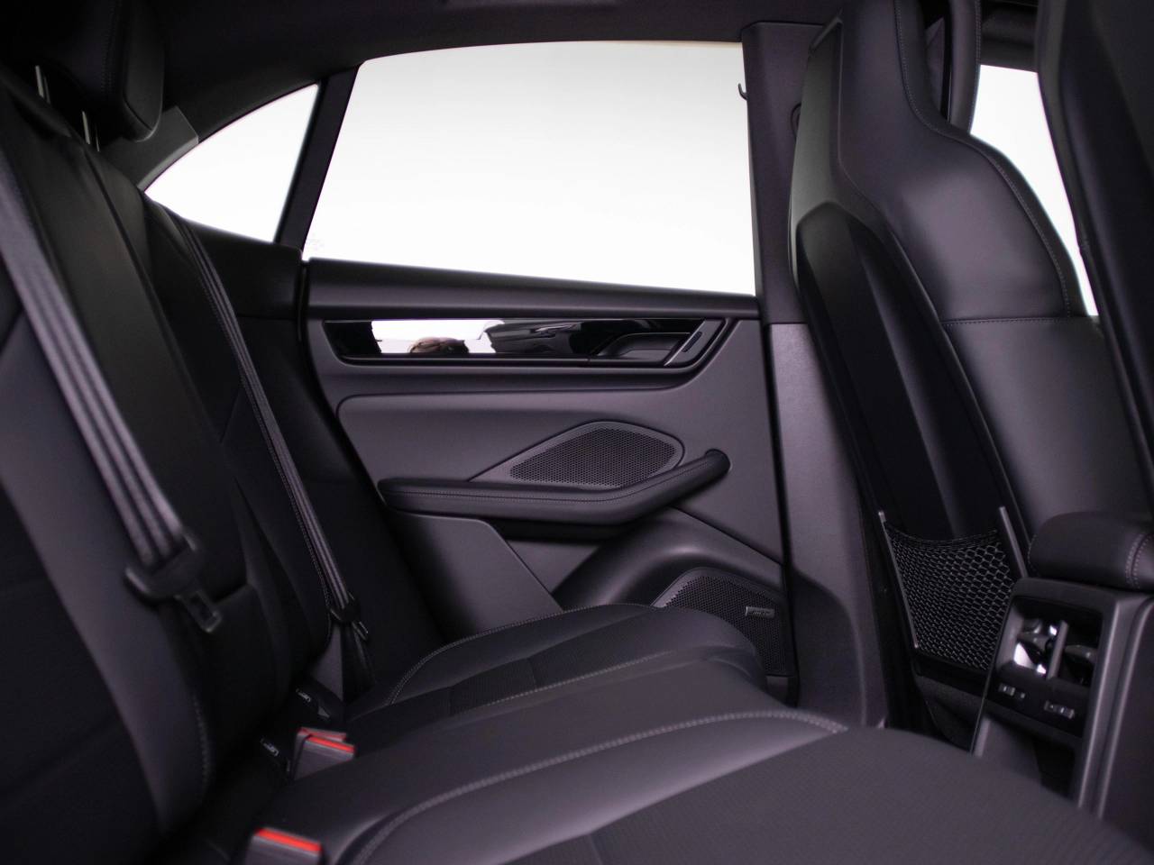 Macan (15) image 48