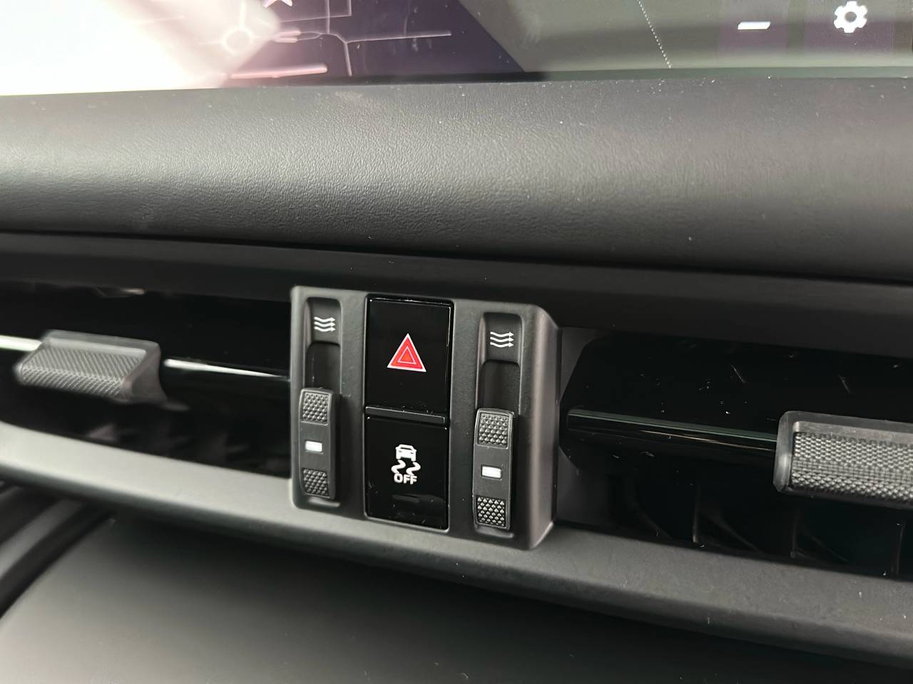 Macan 4S (6) image 32