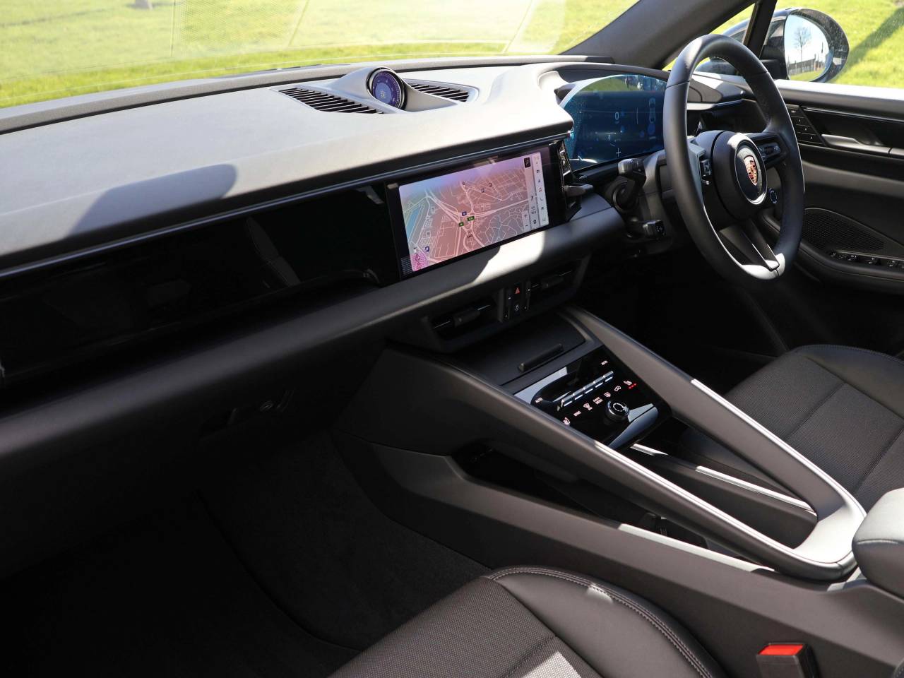 Macan BASE (20) image 16