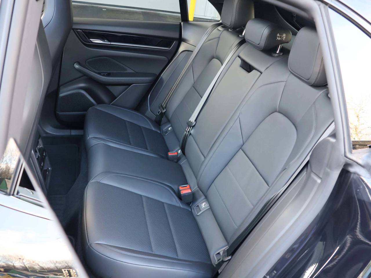 Macan BASE (20) image 20