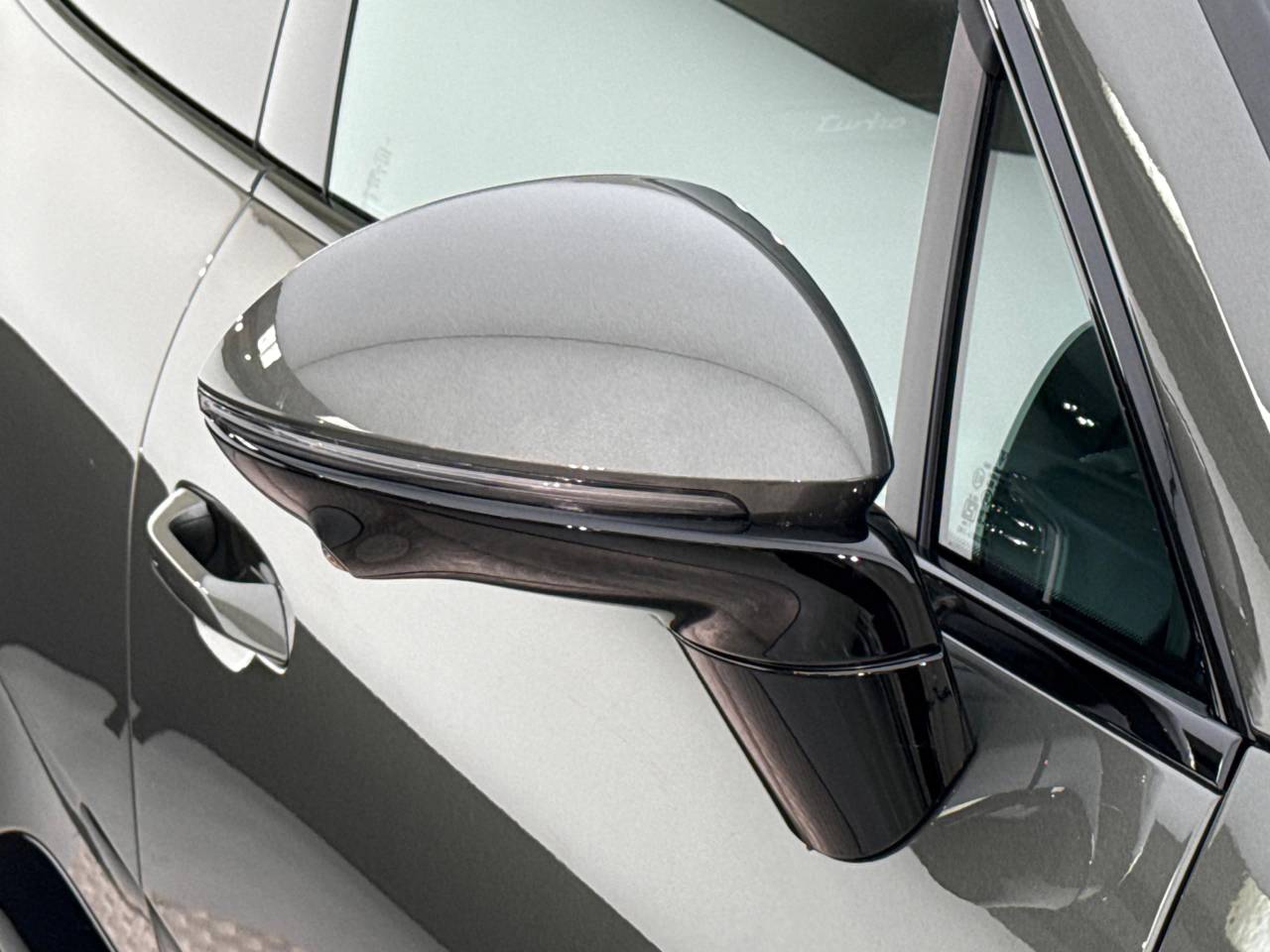 Macan (99) image 13