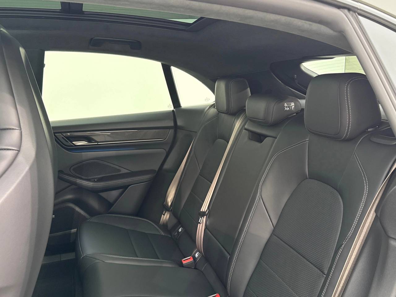 Macan (99) image 32