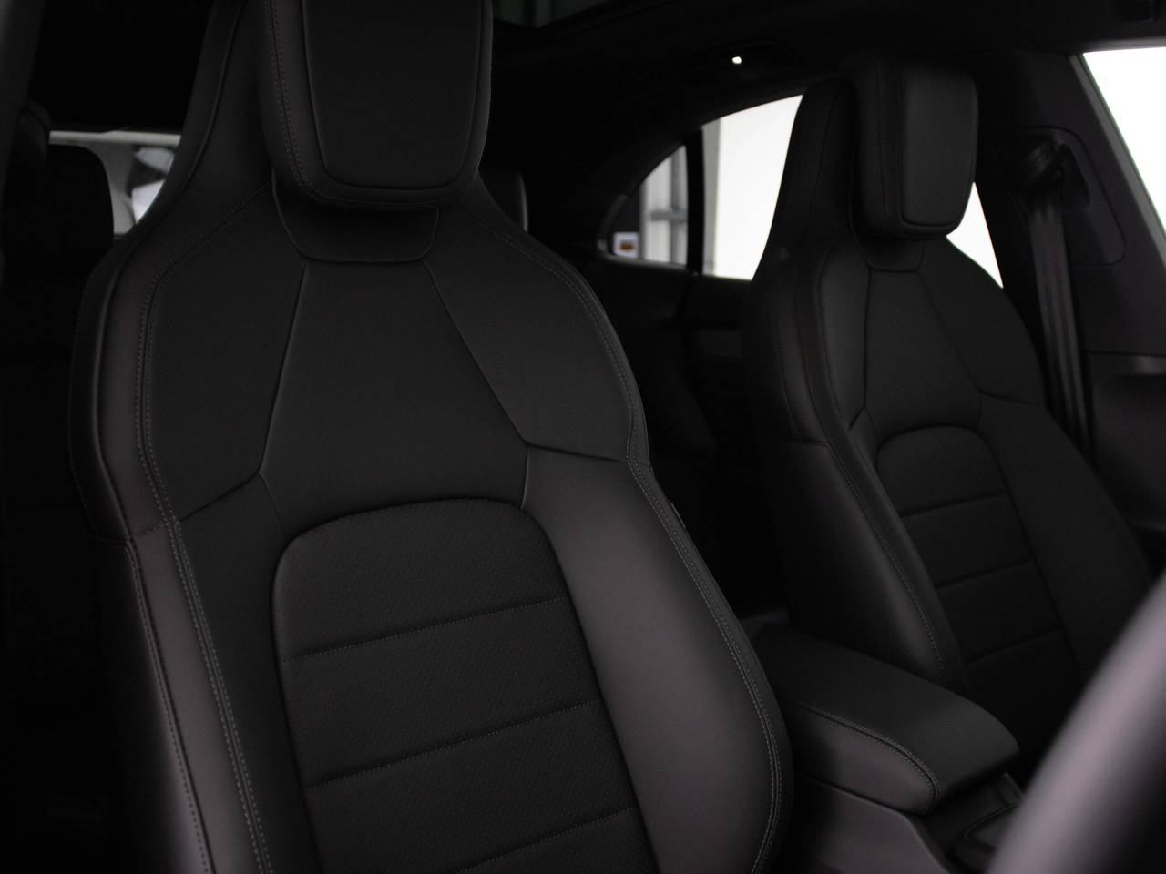 Macan BASE (5) image 05