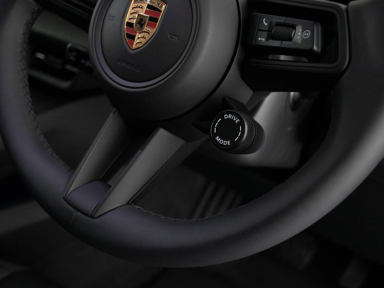 Macan BASE (5) image 63