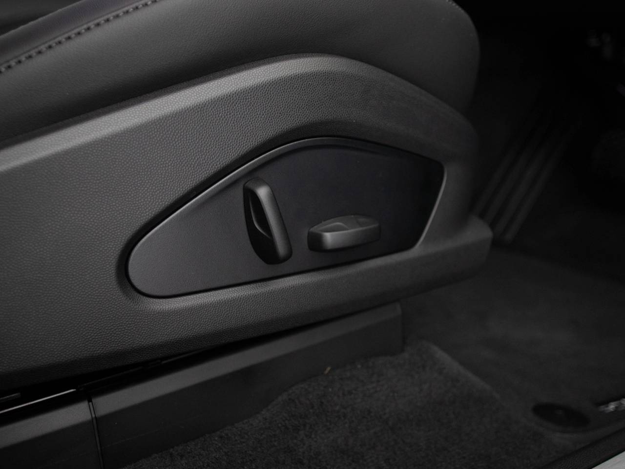 Macan BASE (5) image 46