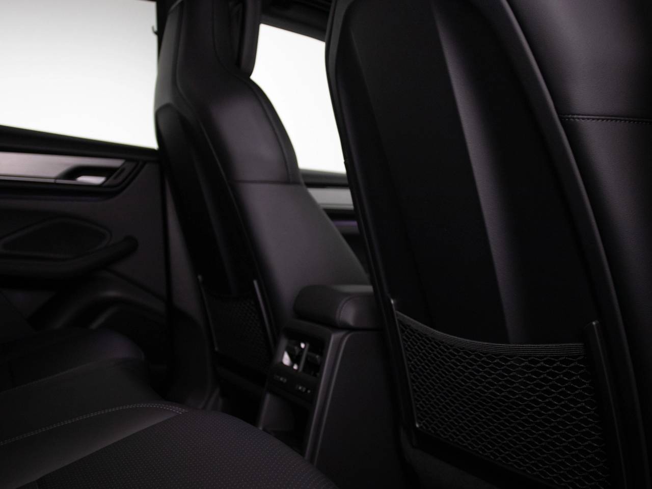 Macan BASE (5) image 36