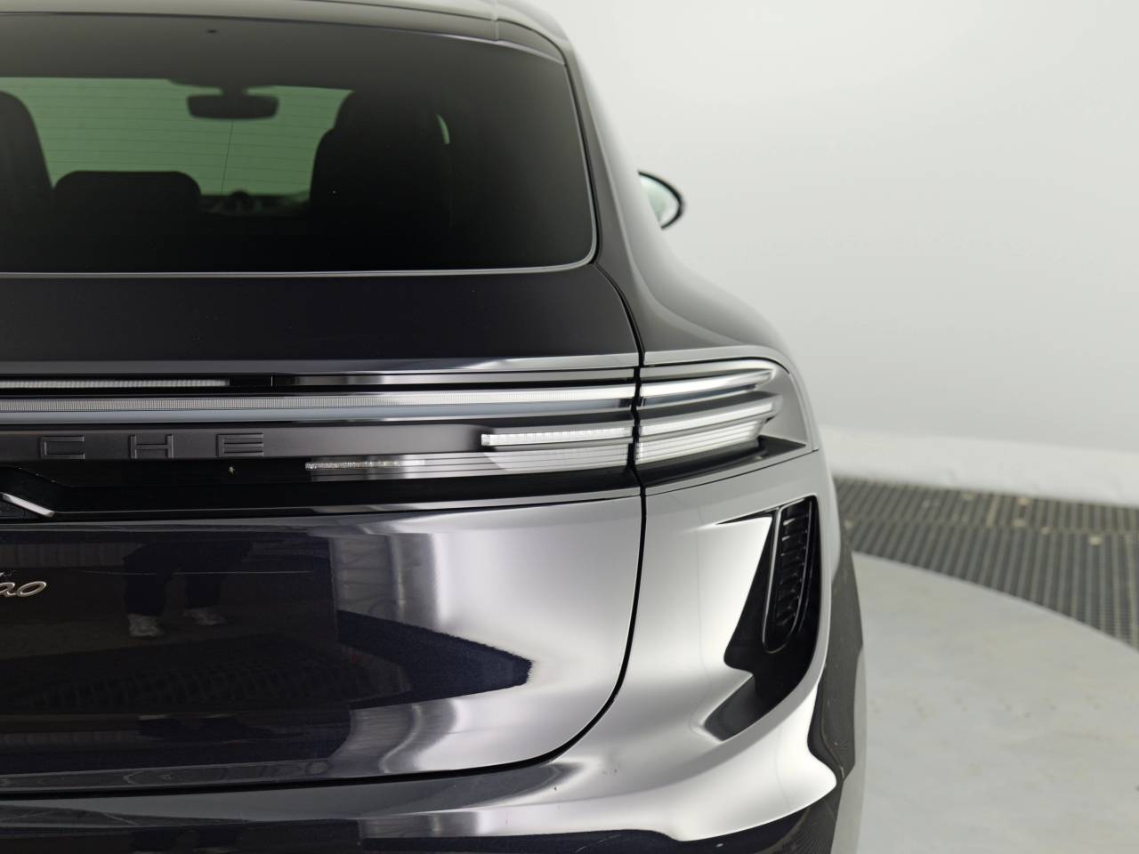 Macan TURBO (5) image 16