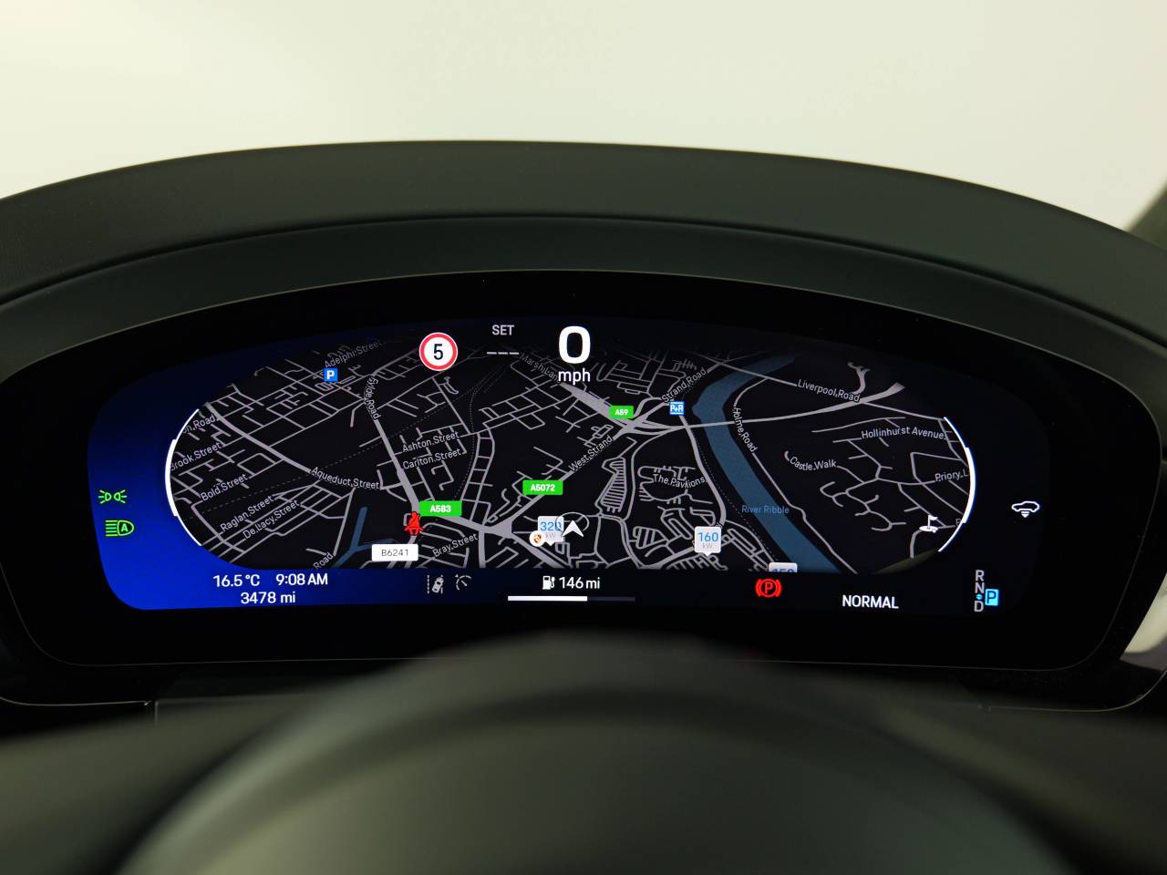 Macan TURBO (5) image 22