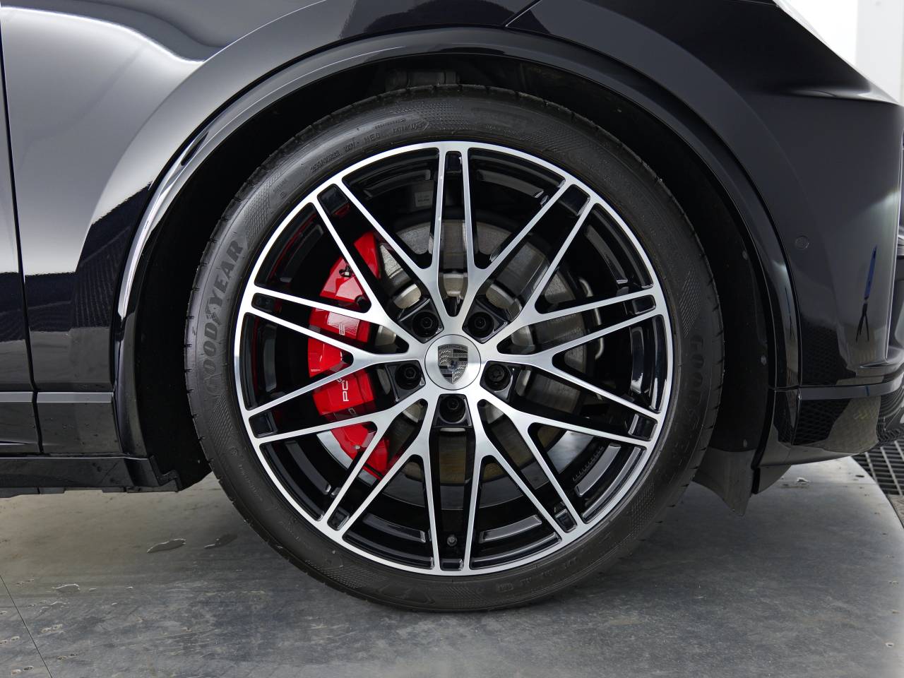 Macan TURBO (5) image 08