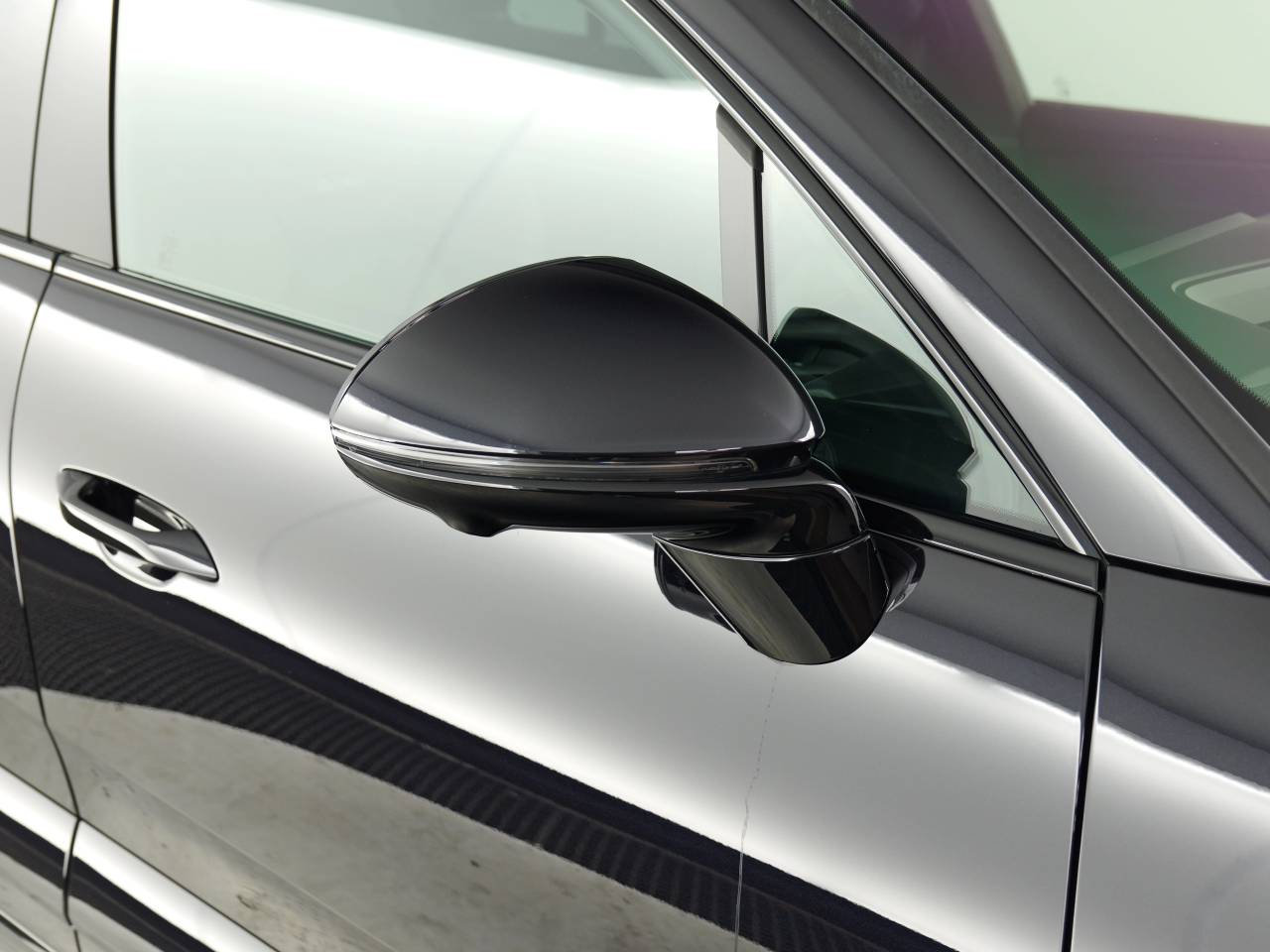 Macan TURBO (5) image 11