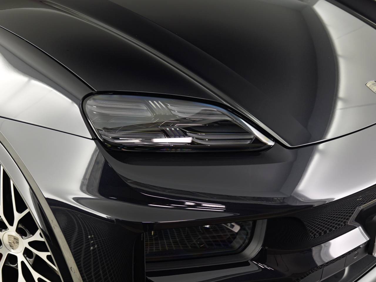 Macan TURBO (5) image 10