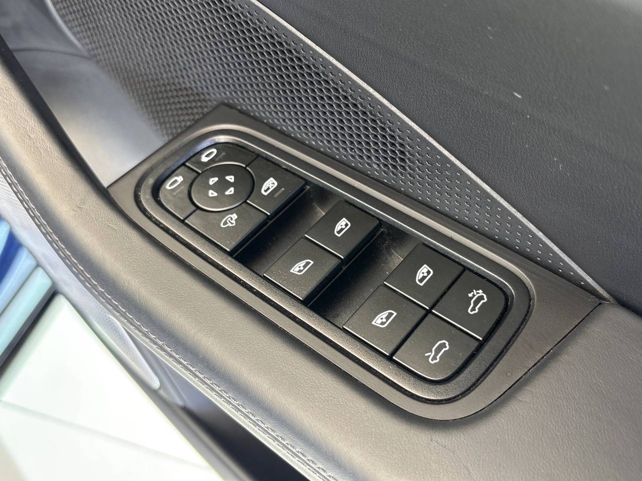 Macan TURBO (4) image 33