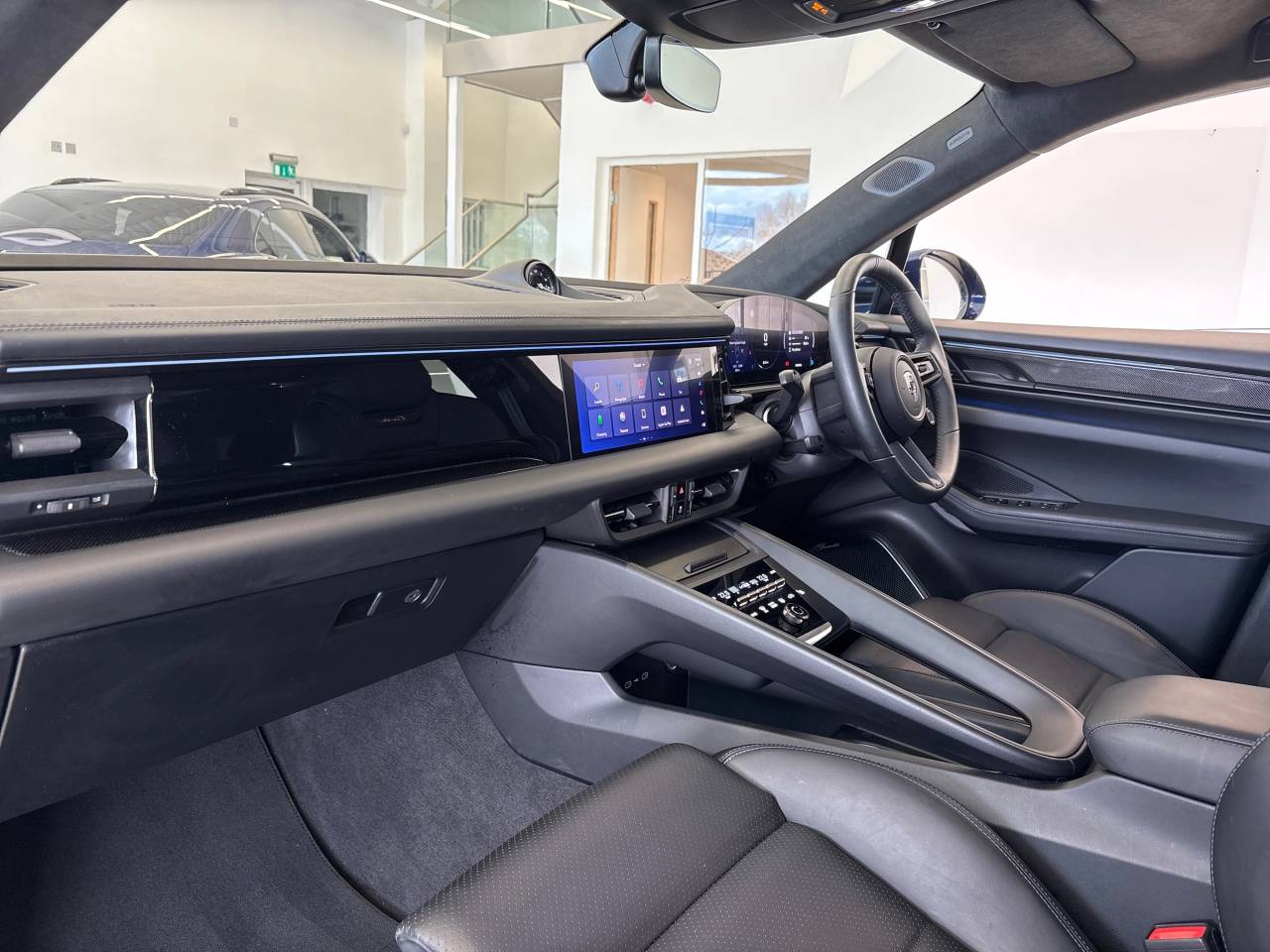Macan TURBO (4) image 25