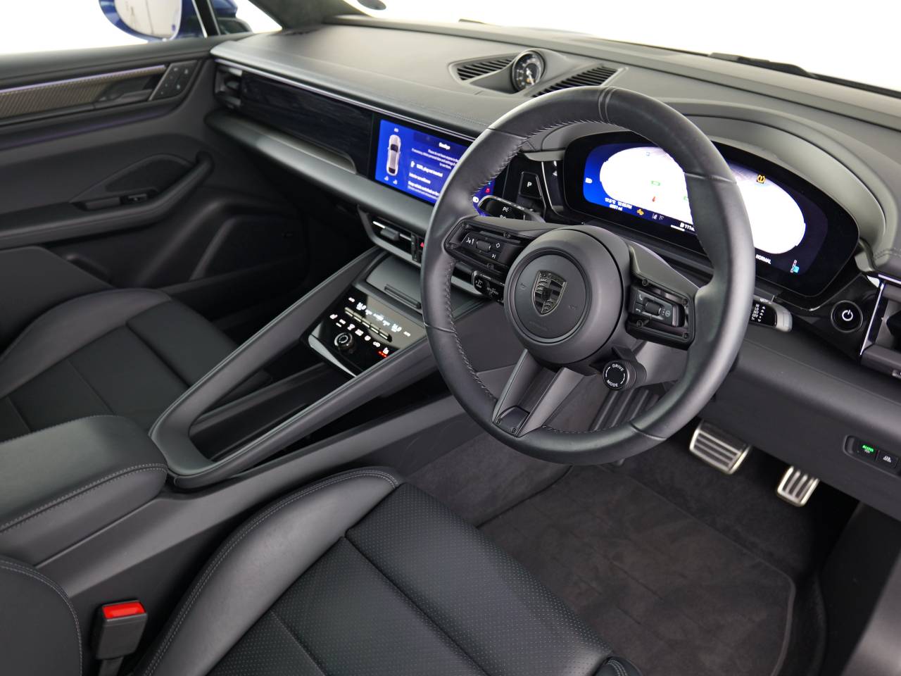 Macan TURBO (4) image 05