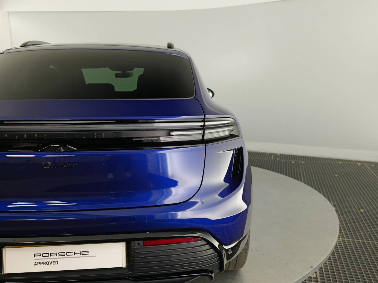 Macan TURBO (4) image 16