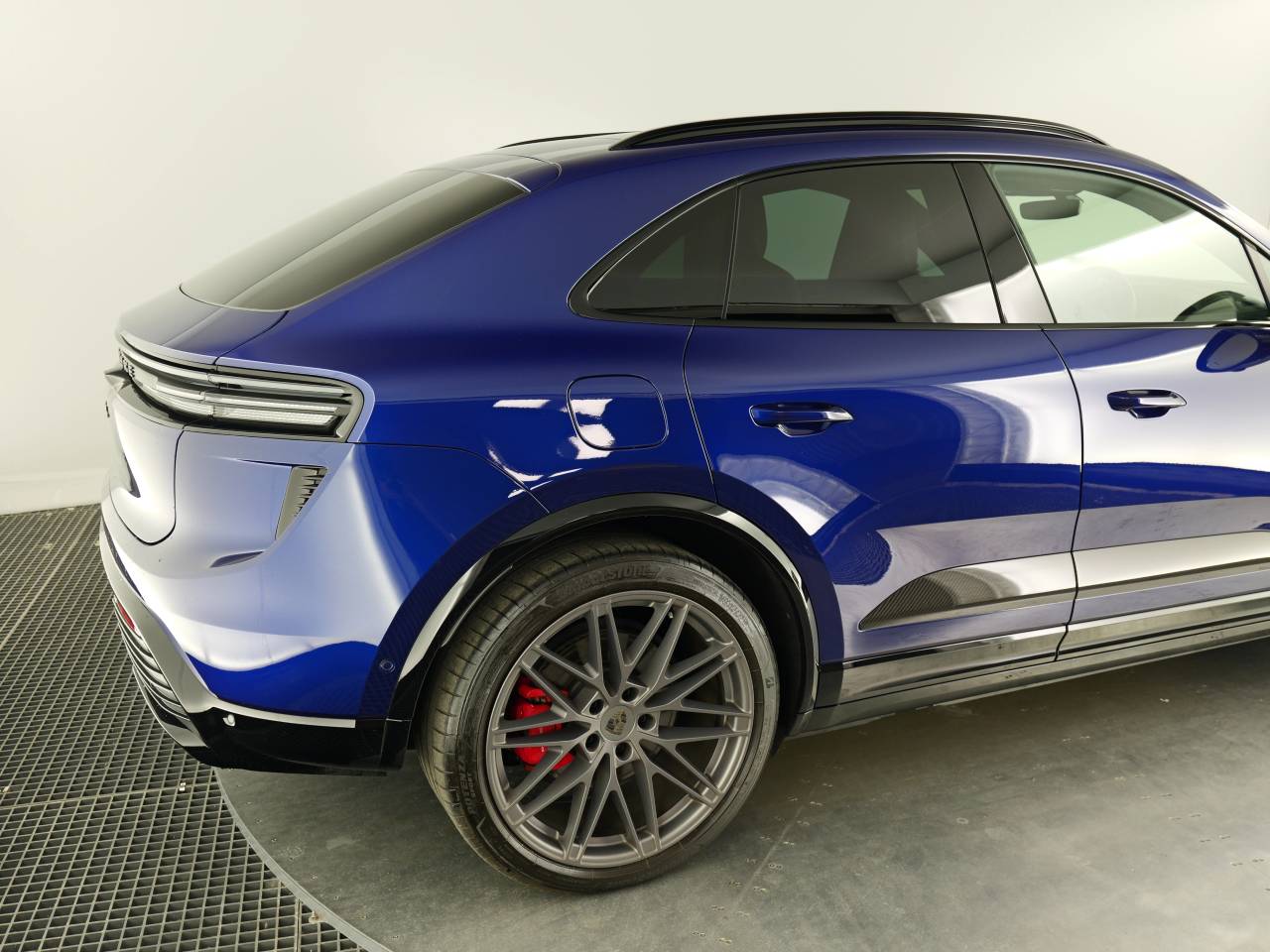 Macan TURBO (4) image 17