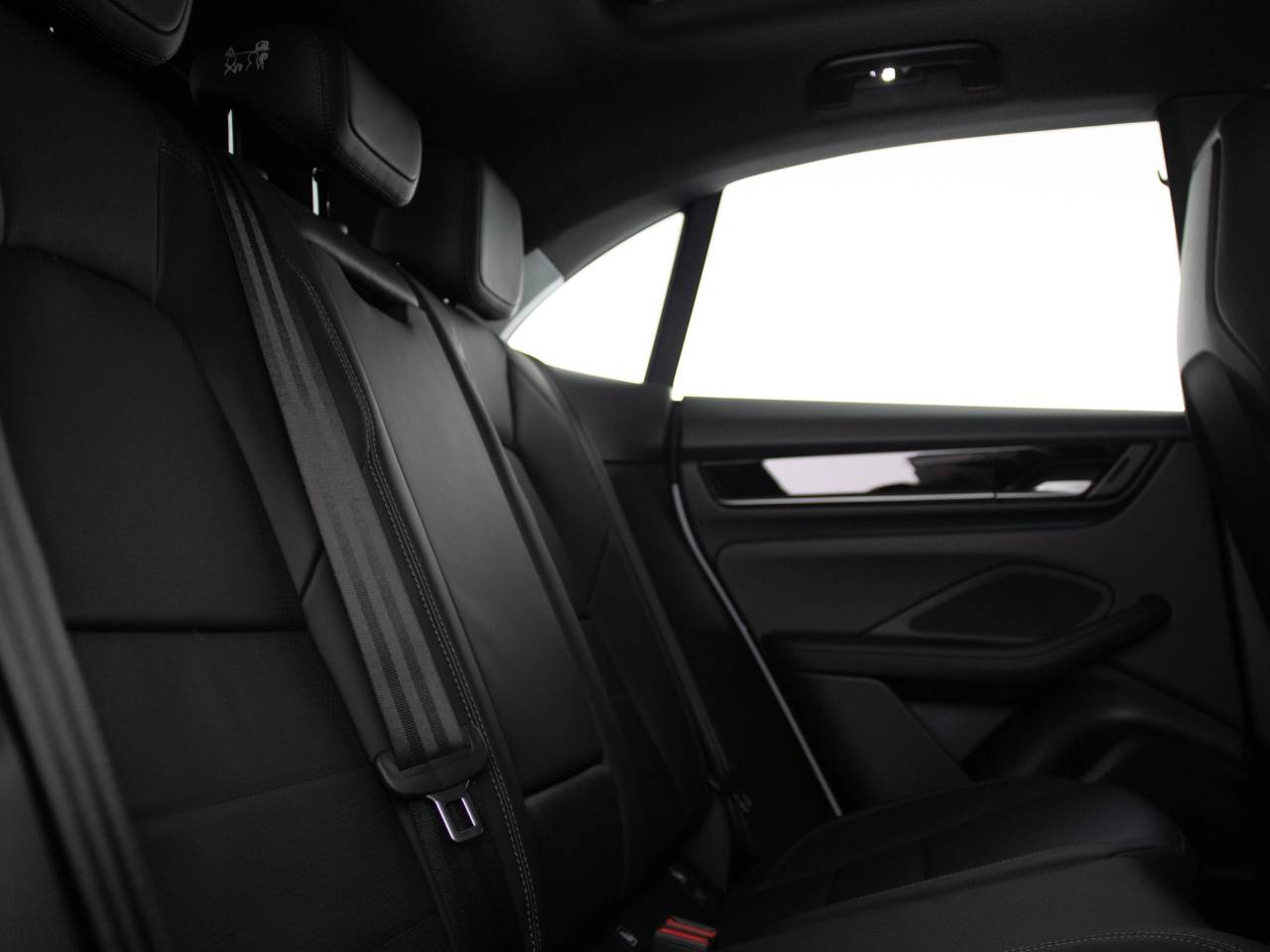 Macan BASE (9) image 40